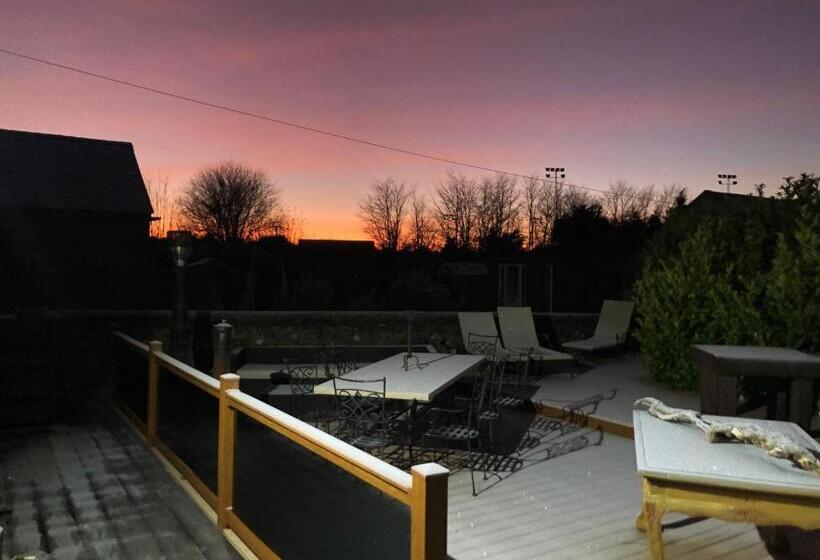 استودیوی لوکس, Belmont House Boutique   The Kingsley Collection