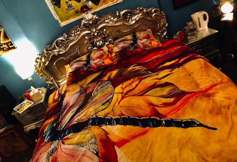 استودیوی لوکس, Belmont House Boutique   The Kingsley Collection