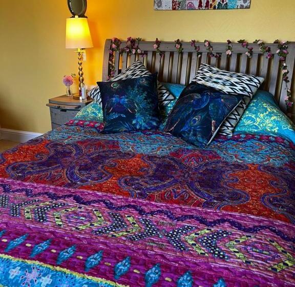 اتاق لوکس با تخت بزرگ, Belmont House Boutique   The Kingsley Collection