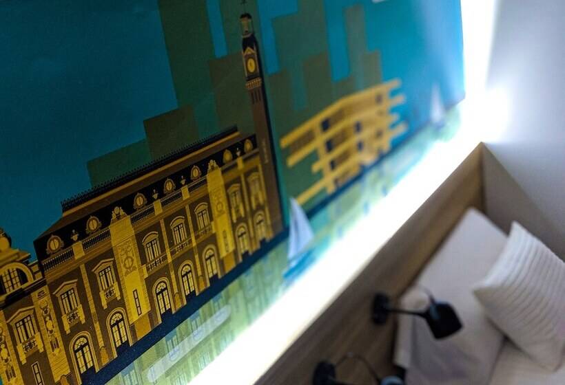 غرفة قياسية, Original Domino House