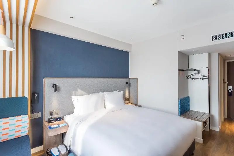 キングサイズベッドのスタンダードルーム, Holiday Inn Express Xi An Ancient Town West, An Ihg
