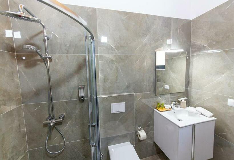 סוויטה נוף לים, Santa Oliva Suites