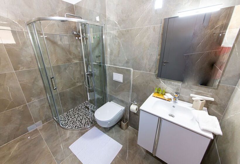 סוויטה נוף לים, Santa Oliva Suites