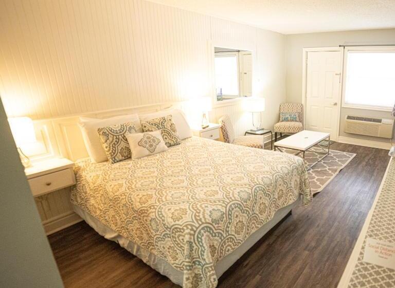 غرفة قياسية فردية, The Ashwood Inn