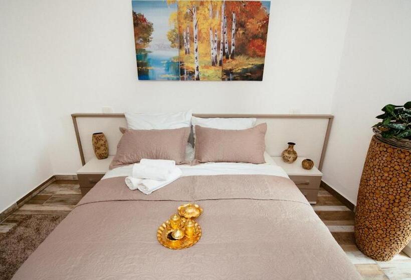 اتاق استاندارد با بالکن, Sunny Rooms