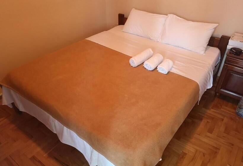 اتاق استاندارد, Delta