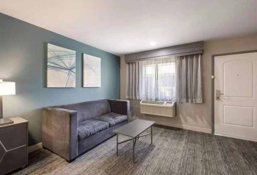 اتاق استاندارد با تخت بزرگ, Best Western Big Country Inn