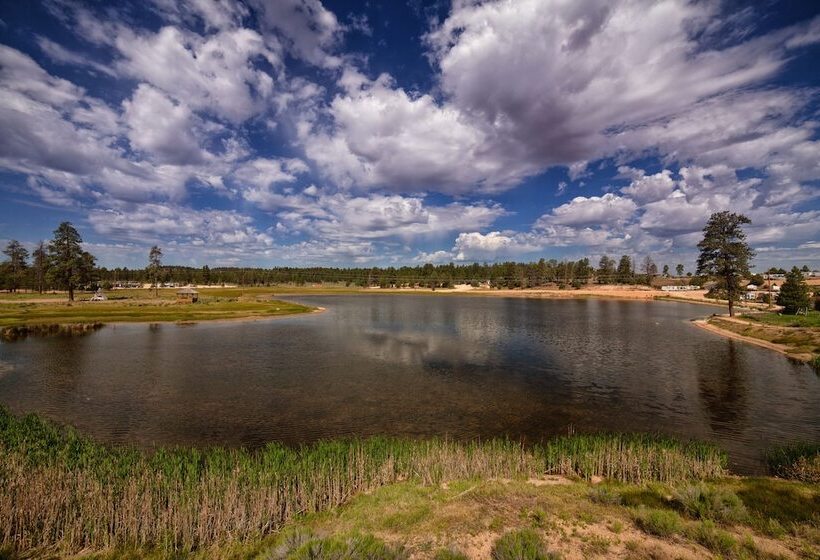 Номер Стандарт 2 Двуспальные Кровати, Best Western Plus Ruby's Inn