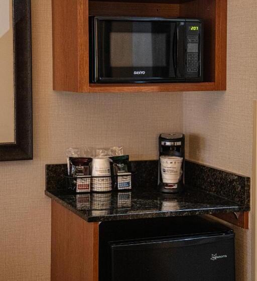 Стандартный Номер Кровать Кинг, Best Western University Inn And Suites