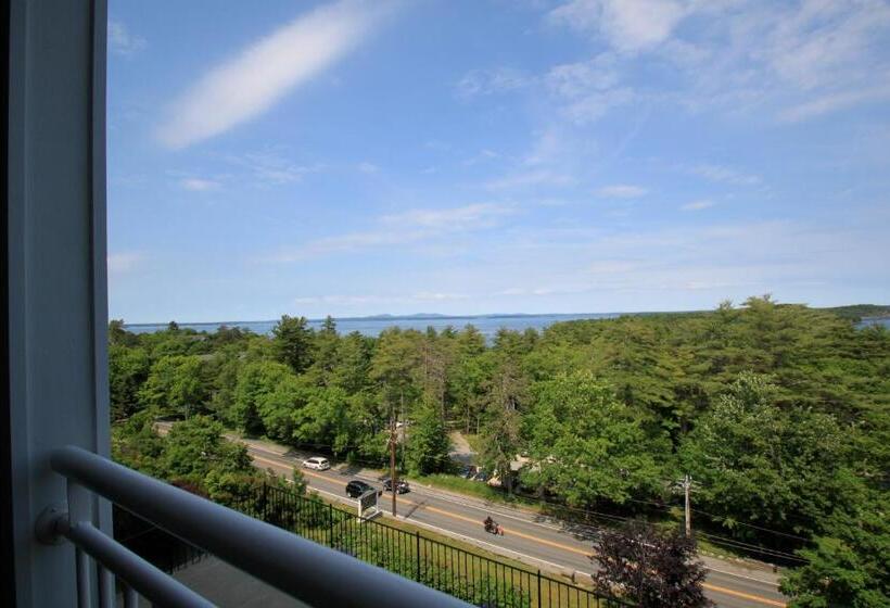 キングサイズベッドのスイートルーム, Bluenose Inn   Bar Harbor