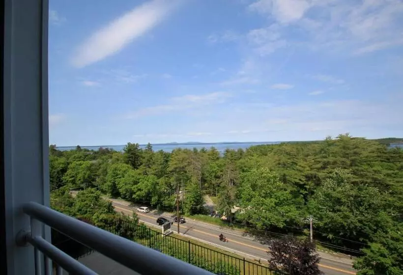 キングサイズベッドのスイートルーム, Bluenose Inn   Bar Harbor