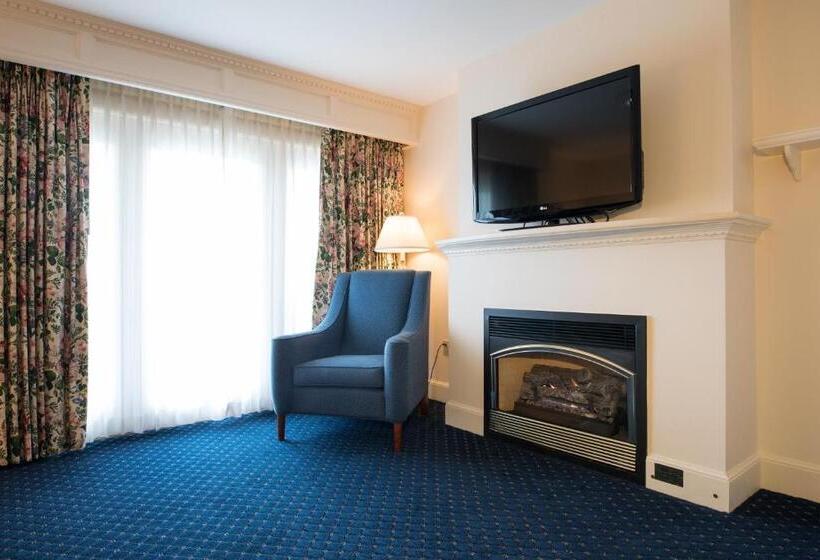 キングサイズベッドのスイートルーム, Bluenose Inn   Bar Harbor