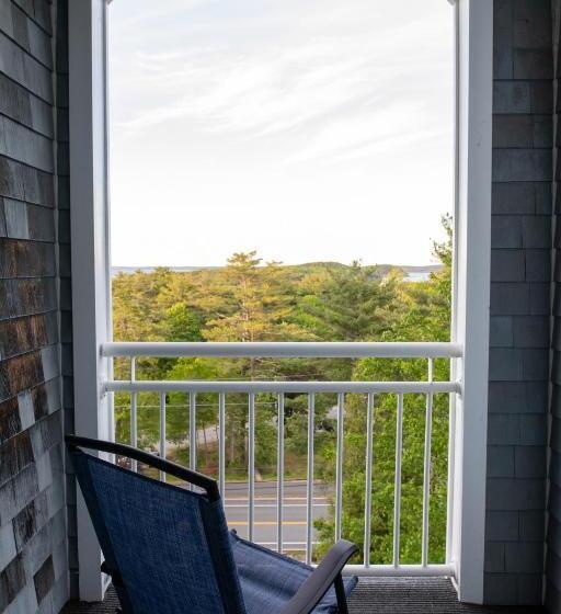 キングサイズベッドのスタンダードルーム, Bluenose Inn   Bar Harbor