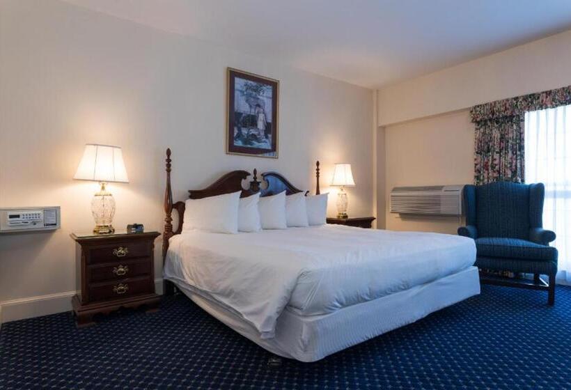 キングサイズベッドのスタンダードルーム, Bluenose Inn   Bar Harbor
