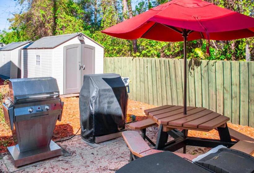 شقة غرفتين, Bryan S Spanish Cove