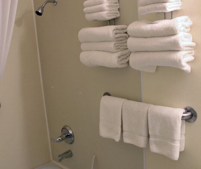 스탠다드 룸, Budget Host Crestview Inn