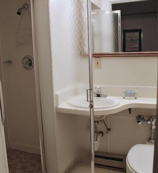 스탠다드 룸, Budget Host Crestview Inn