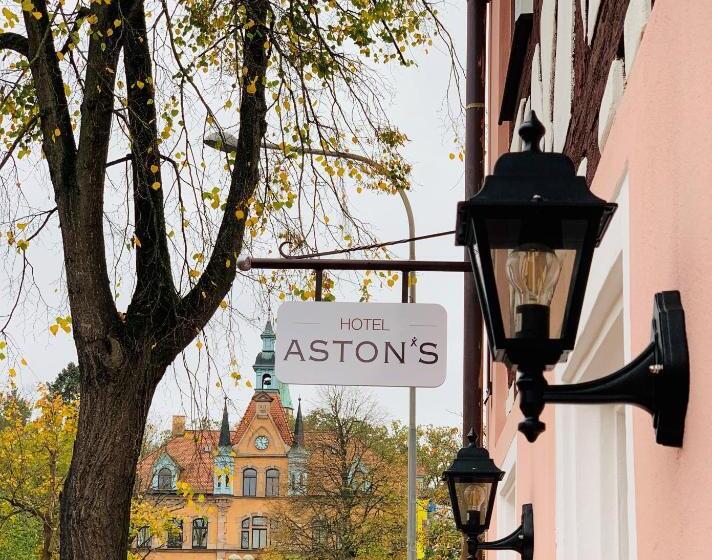 스탠다드 룸, Aston‘s