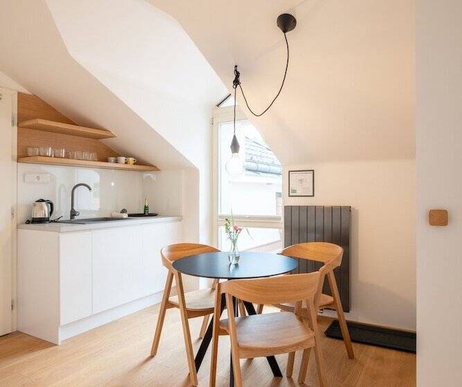 شقة غرفة واحدة, Villa Rosenaw