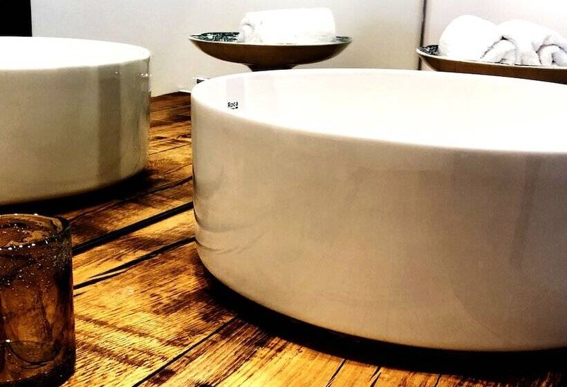 スーペリアールーム, Gabrielle Jeanne