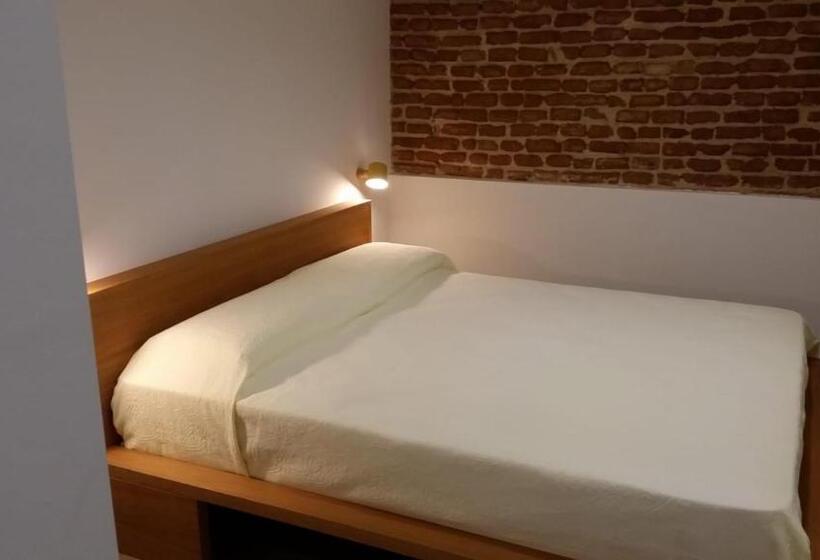 스탠다드 룸 킹사이즈 침대, La Casetta   Rooms & Garden