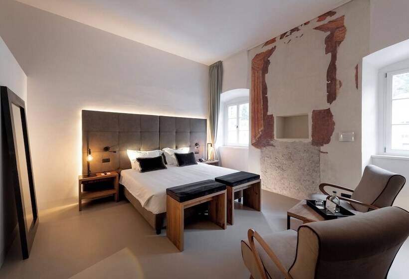 اتاق لوکس, Castel Hortenberg