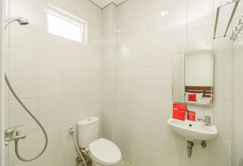 标准间, Reddoorz Near Jembatan Siti Nurbaya Padang