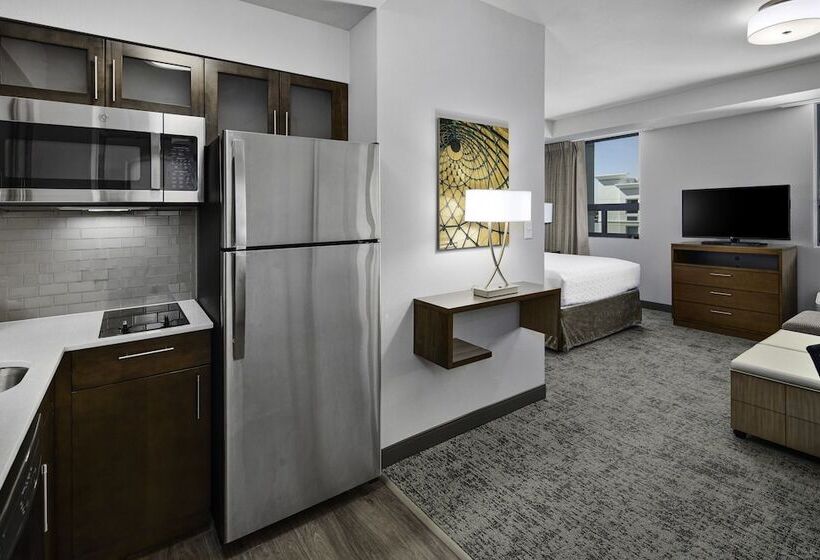 标准工作室, Staybridge Suites Irvine John Wayne Airport, An Ihg