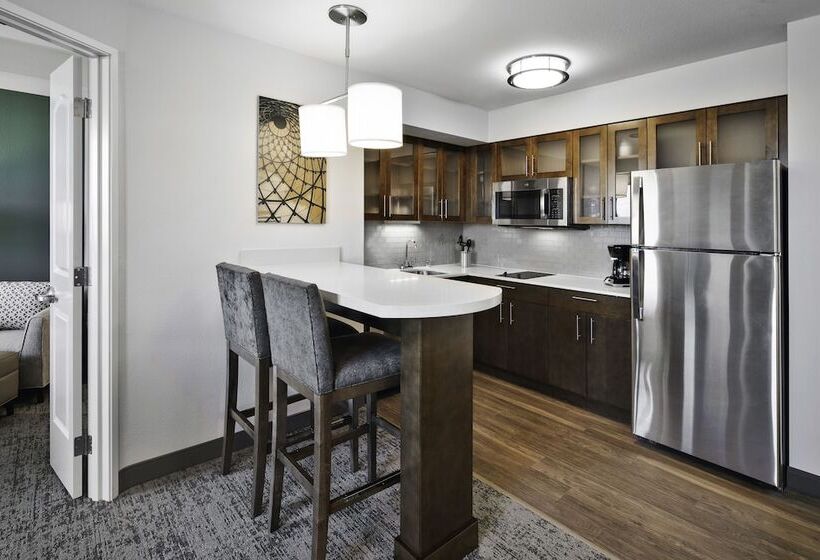 스위트, Staybridge Suites Irvine   John Wayne Airport, An Ihg