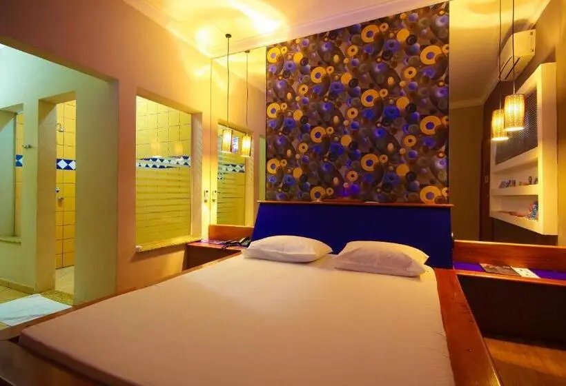 デラックスルーム, Oasis Motel