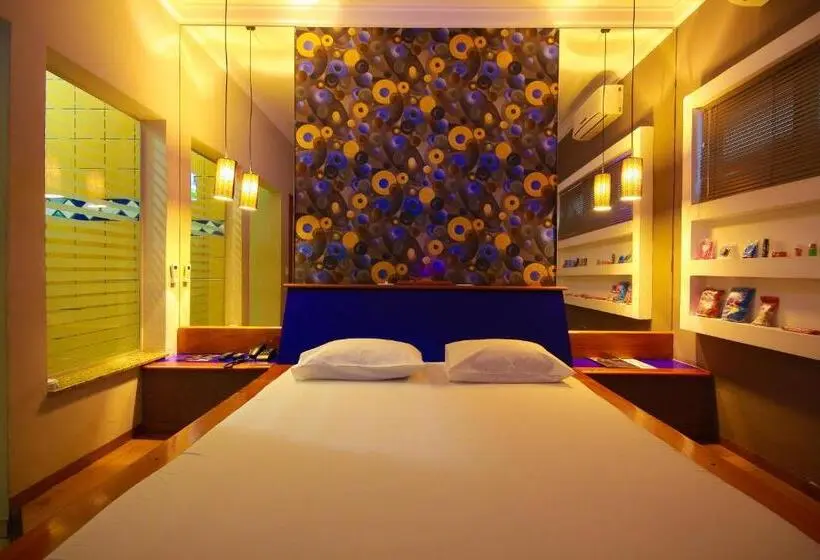 デラックスルーム, Oasis Motel