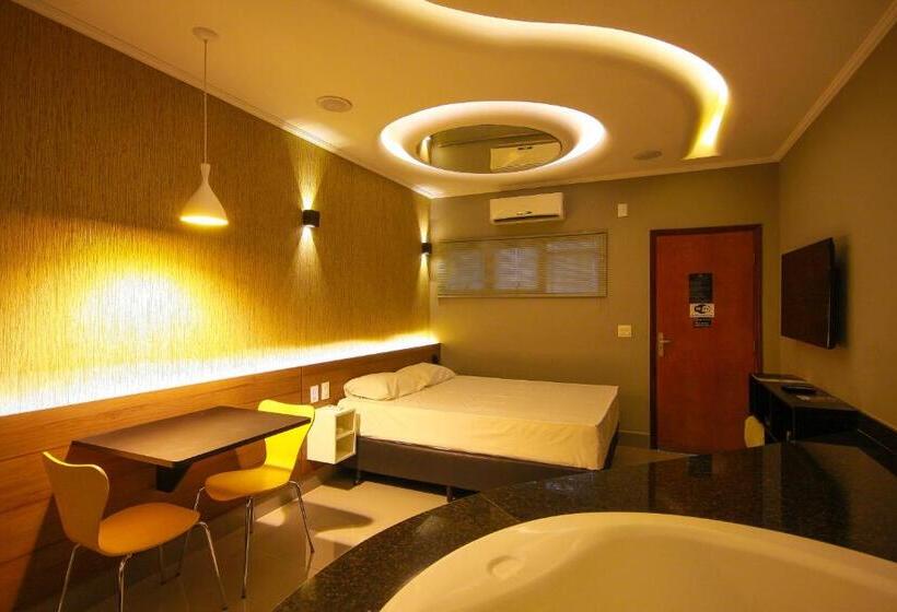 Номер Стандарт с Гидромассажем, Oasis Motel