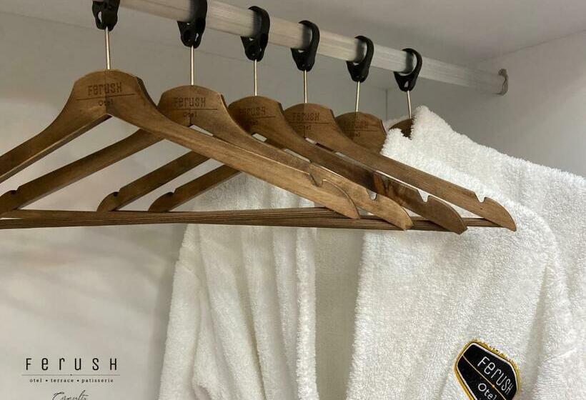 带阳台的豪华间, Ferush Boutique