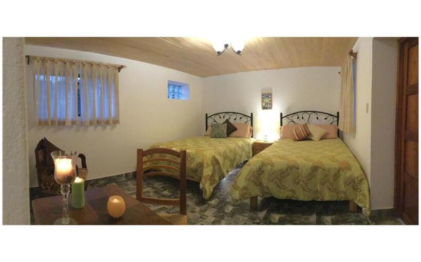 اتاق استاندارد با چشمانداز باغ, Intirumi Inn