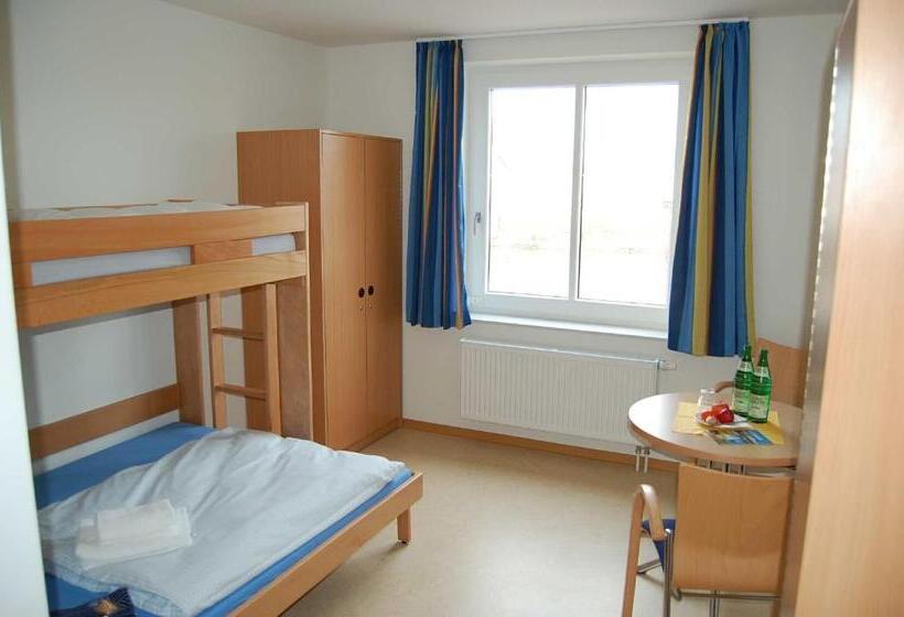 Номер Стандарт Индивидуальный, Jugendherberge Glückstadt