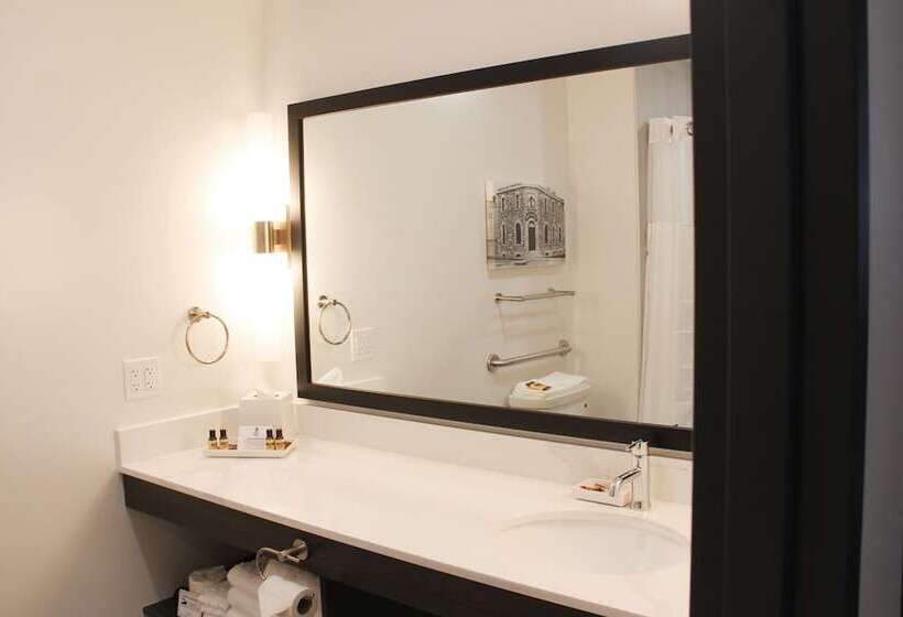 סוויטה מותאמת לאדם עם מוגבלויות, Best Western Plus Morden