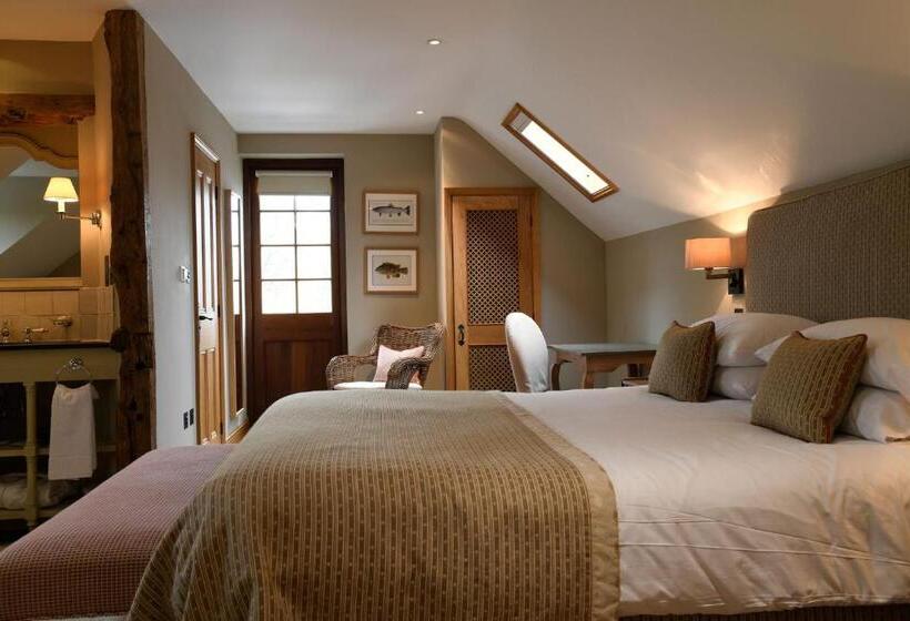 キングサイズベッドのスーペリアルーム, The Bell At Ramsbury