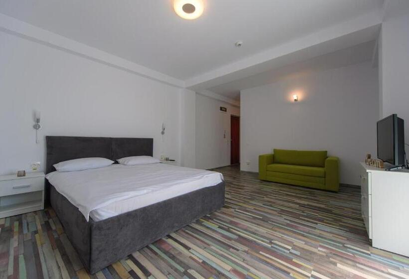 스탠다드 발코니 룸, Los Anghelos