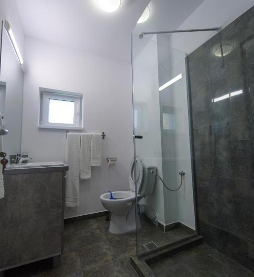 디럭스 룸, Los Anghelos