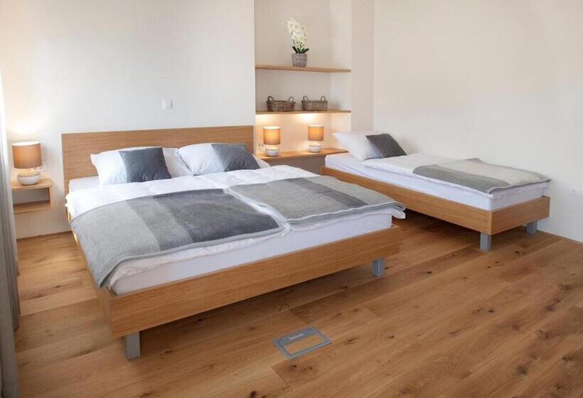 اتاق خانوادگی, Guesthouse Turšič