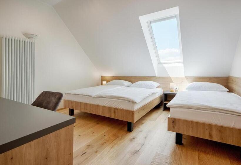 اتاق استاندارد سه نفره, Guesthouse Turšič