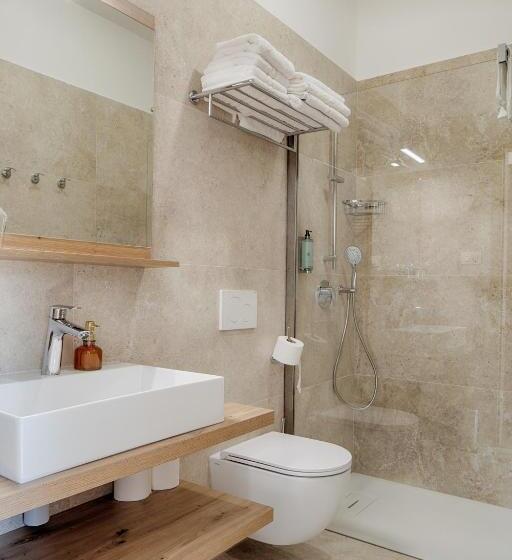 اتاق استاندارد چهار تخته, Guesthouse Turšič