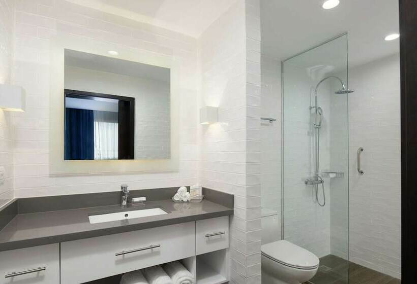 带双人床的标准工作室, Homewood Suites By Hilton Santo Domingo, Dominican Republic