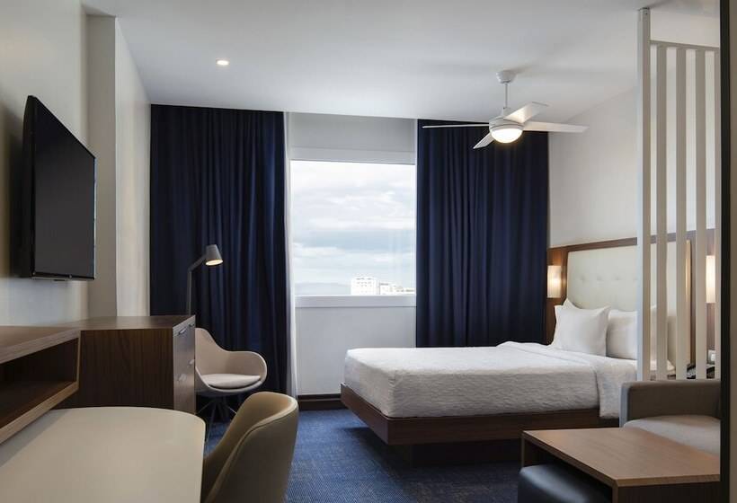 带双人床的标准工作室, Homewood Suites By Hilton Santo Domingo, Dominican Republic