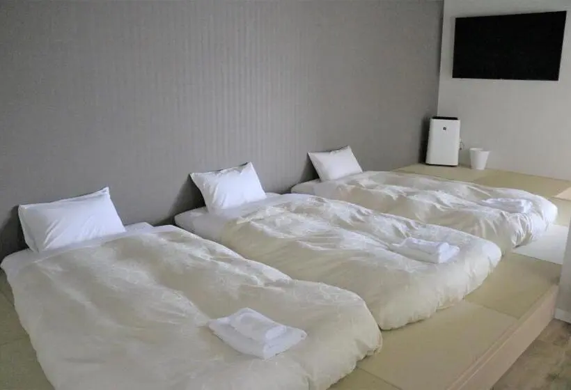 اتاق استاندارد سه نفره, Stay`sotaru