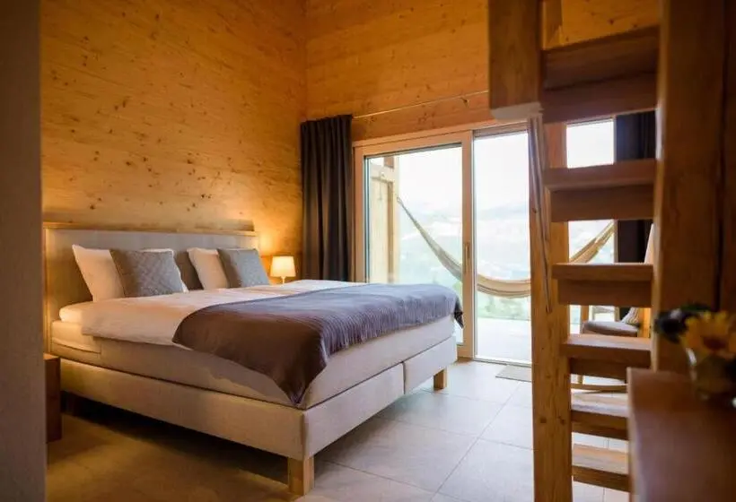 Perhehuone, Chalet Diognysos B&b, Boutique