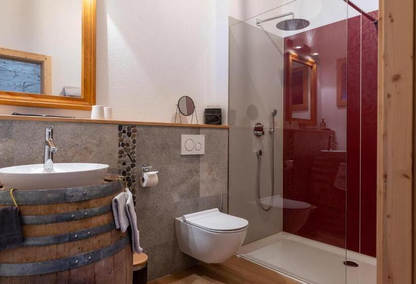 اتاق خانوادگی, Chalet Diognysos B&b, Boutique