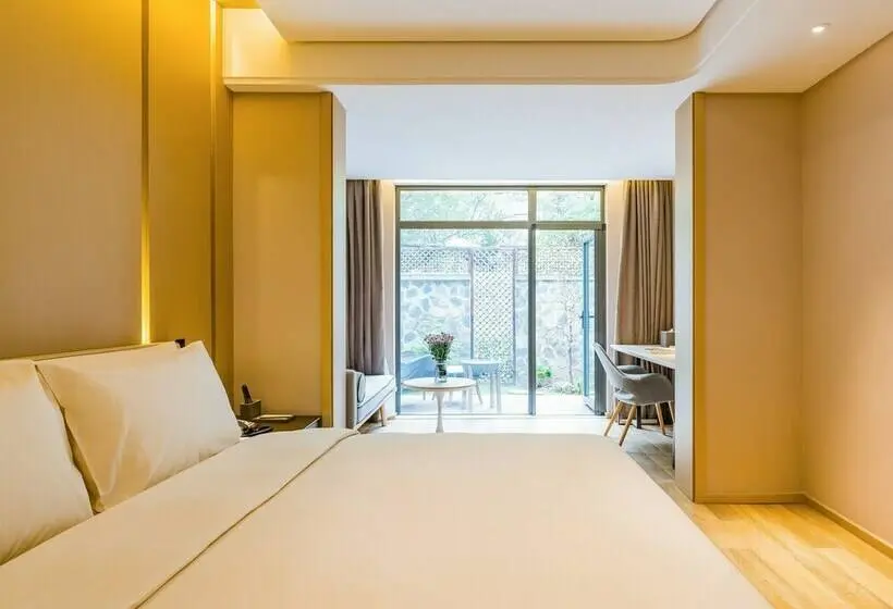 سوییت, Atour Hotel Yingbin Road Qinhuangdao