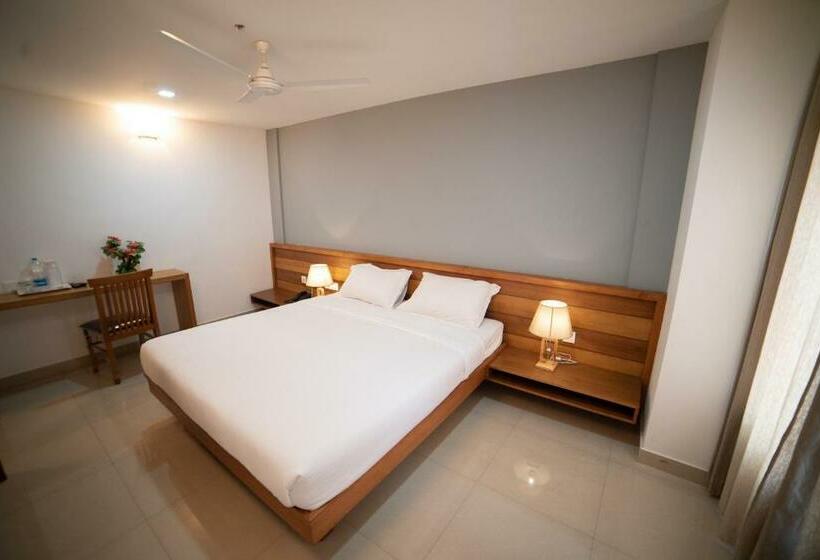 Люкс, Bkm International