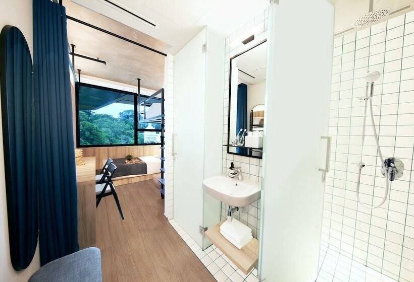 استودیوی استاندارد, Lyf Funan Singapore